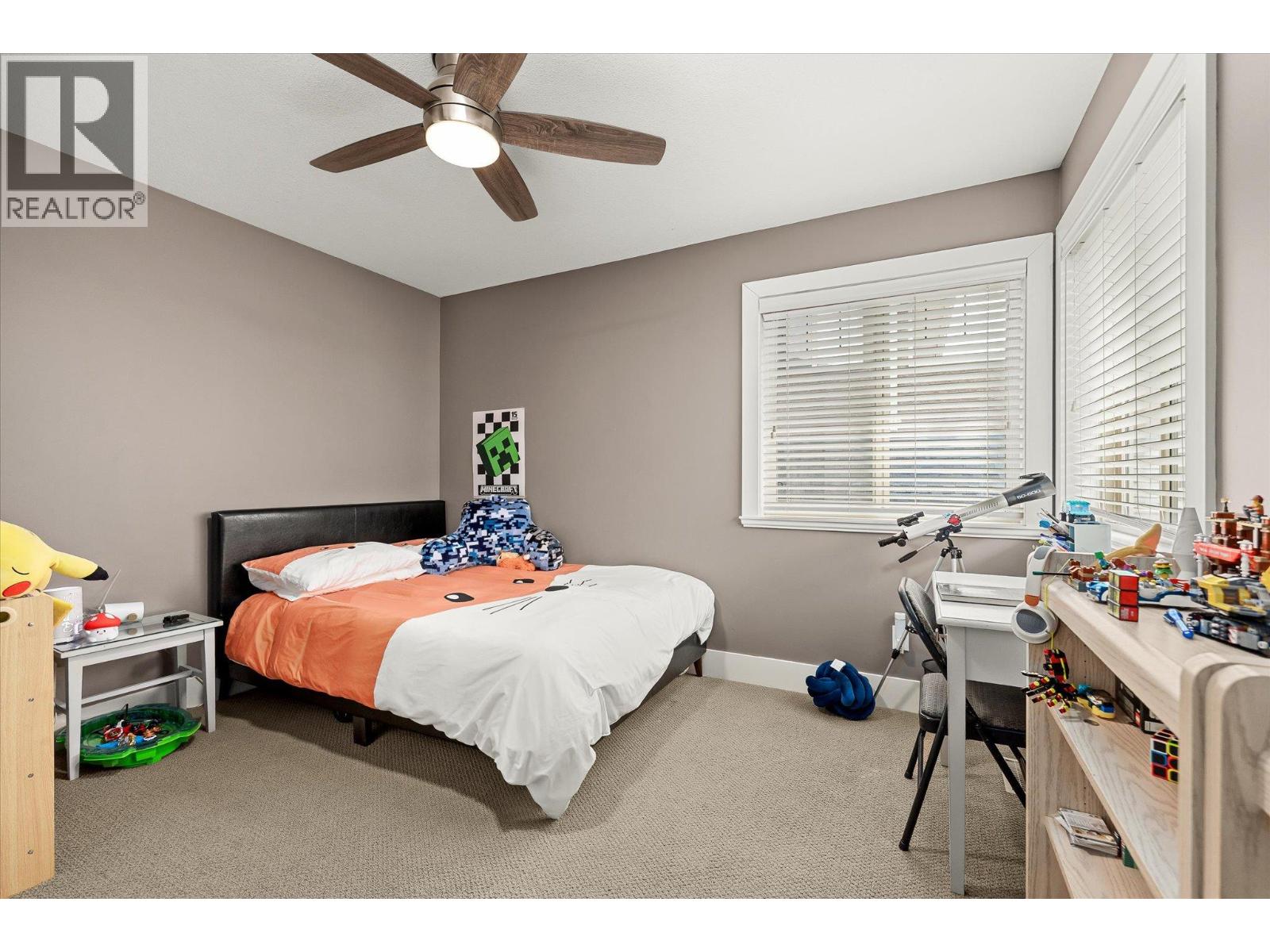 649 QUARRY Avenue - 35