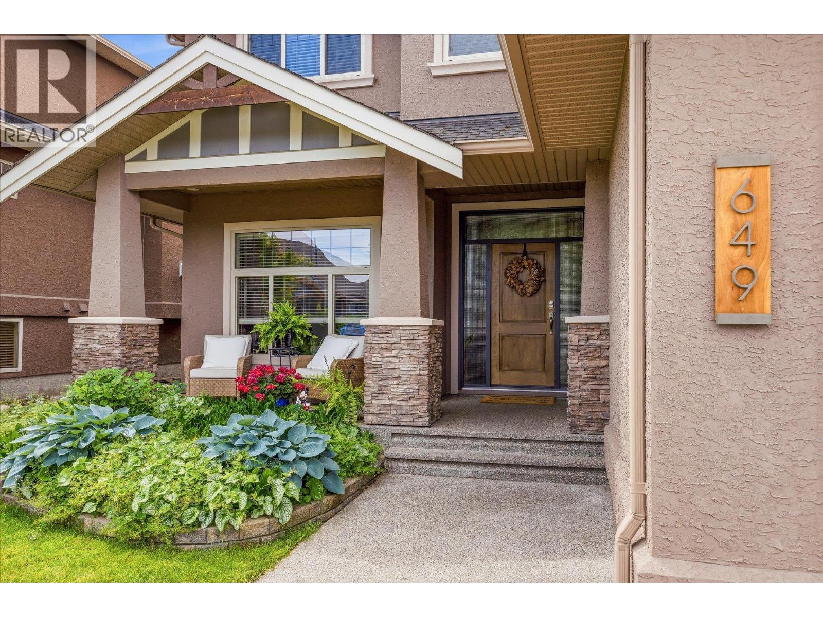 649 QUARRY Avenue - 3