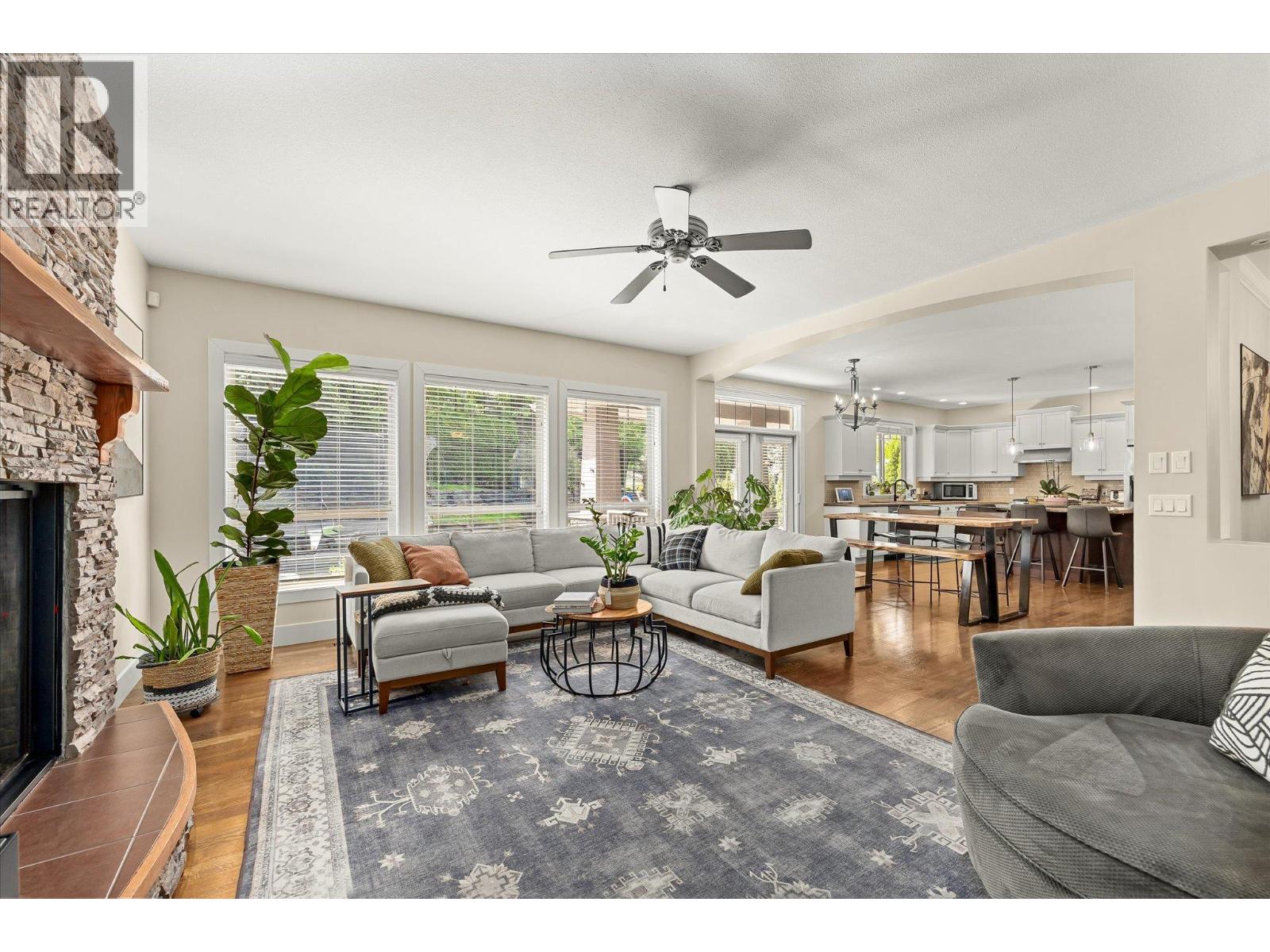 649 QUARRY Avenue - 9
