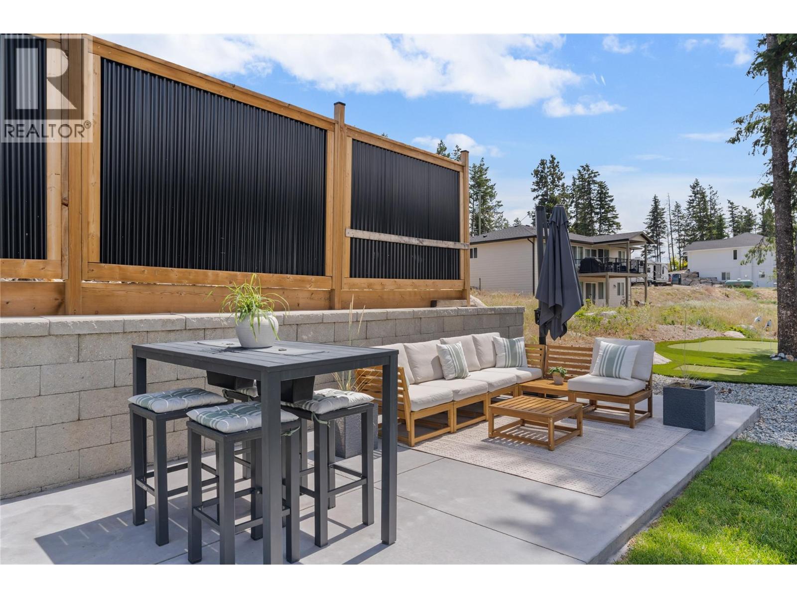7111 Dunwaters Road, Kelowna