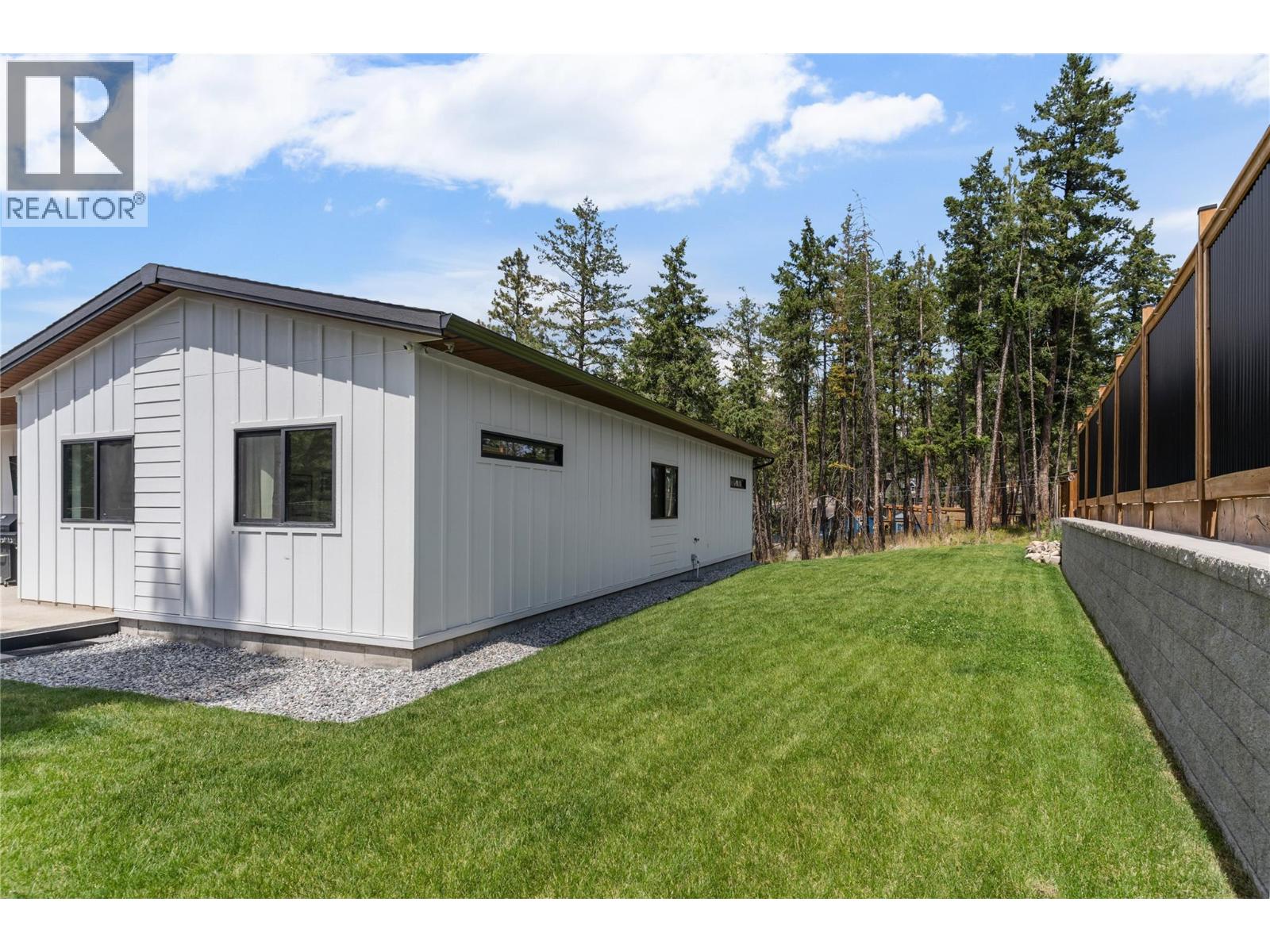 7111 Dunwaters Road, Kelowna