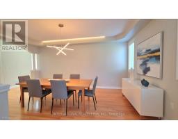 30 O'hara Crescent, Richmond Hill, ON L4E4L3 Photo 11