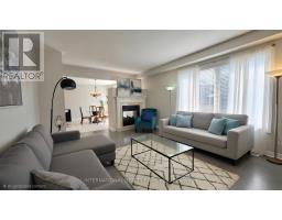 30 O'hara Crescent, Richmond Hill, ON L4E4L3 Photo 15