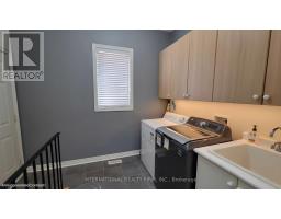 30 O'hara Crescent, Richmond Hill, ON L4E4L3 Photo 23
