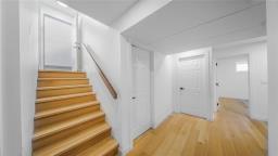 167 Atlas Crescent, Winnipeg, MB R2V5B8 Photo 35