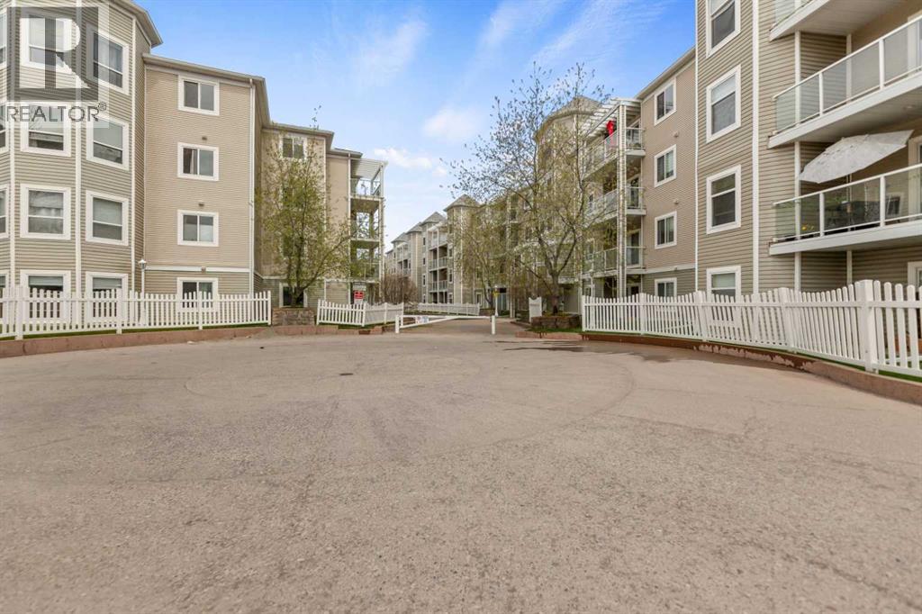 #410 290 Shawville Way SE - 30