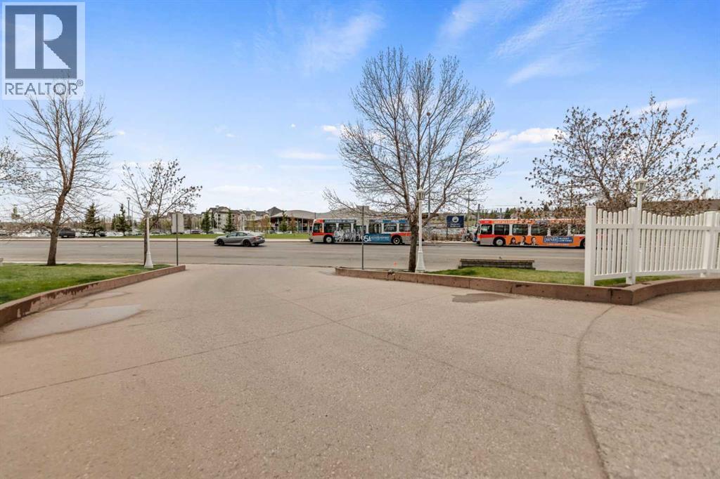 #410 290 Shawville Way SE - 32