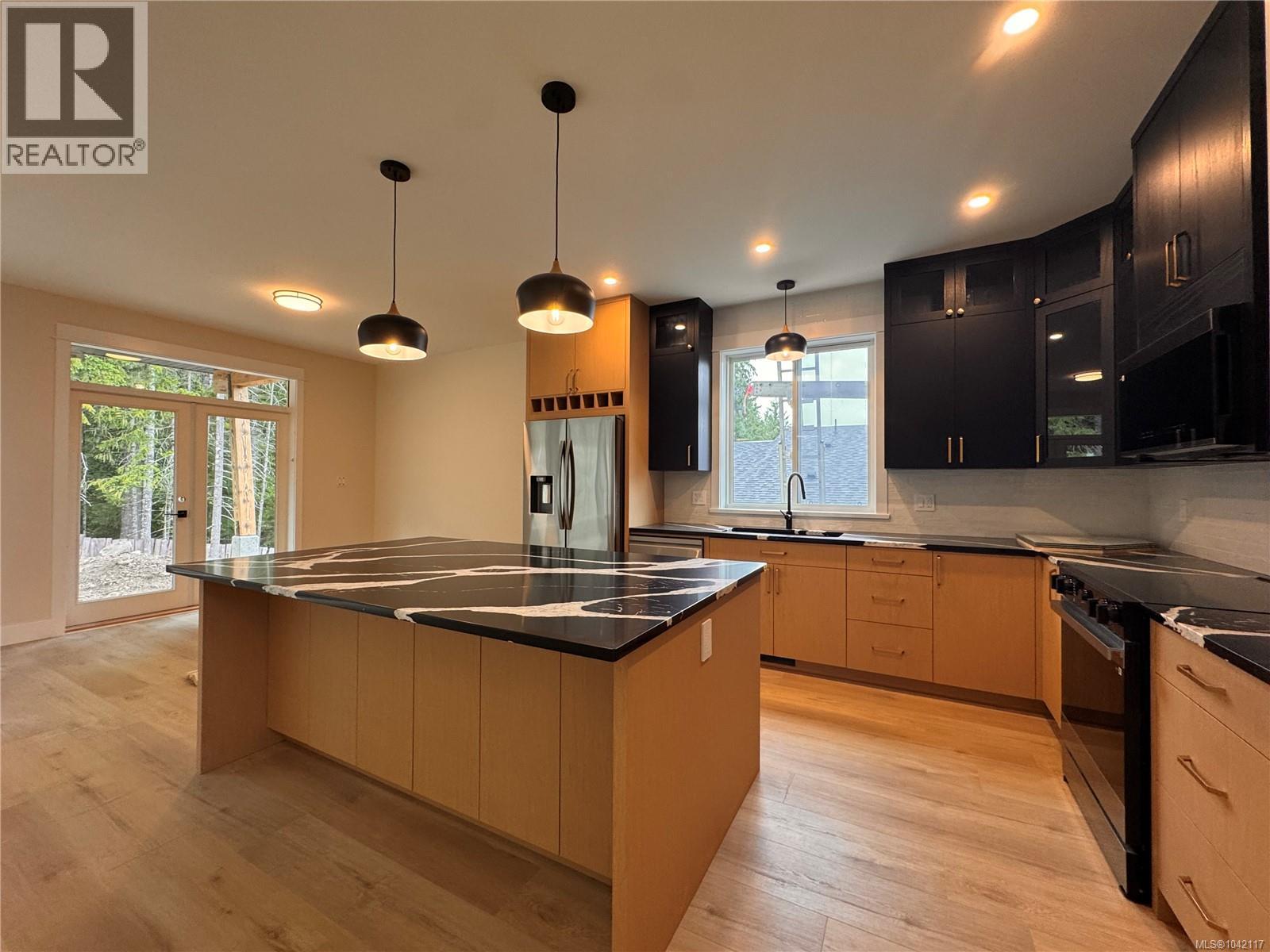537 Mountain View Dr - 20