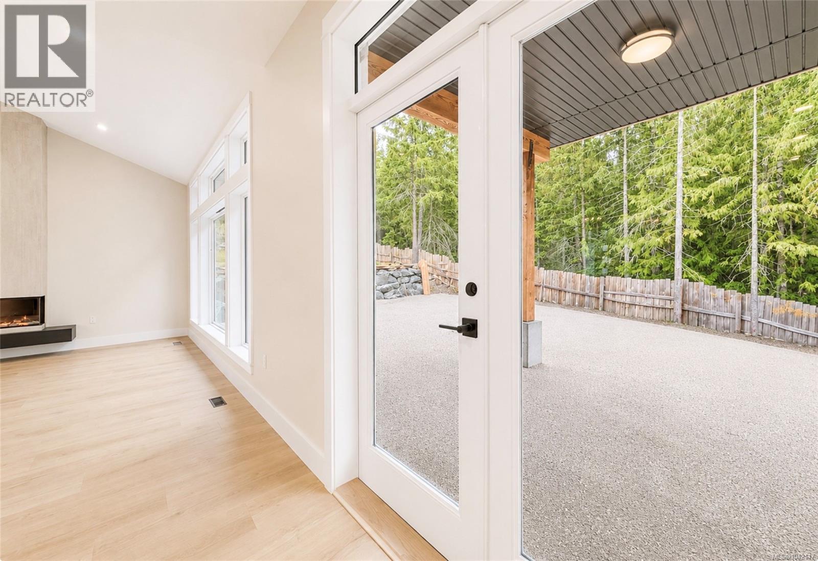 537 Mountain View Dr - 16