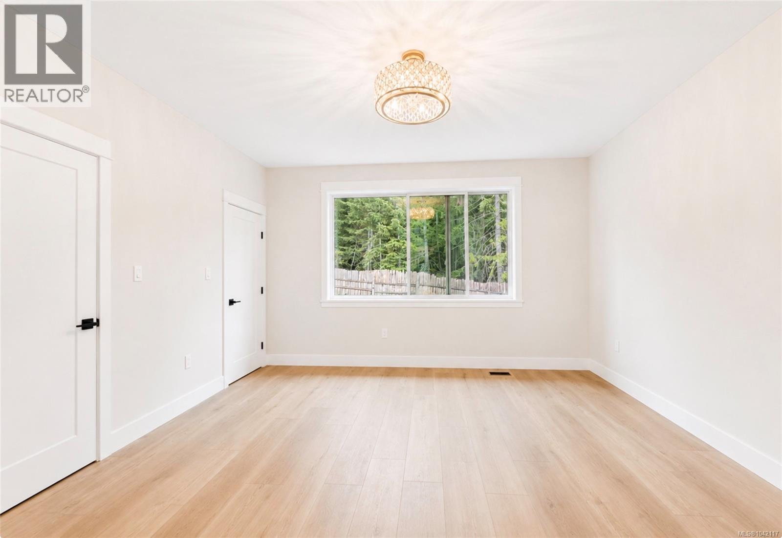 537 Mountain View Dr - 29