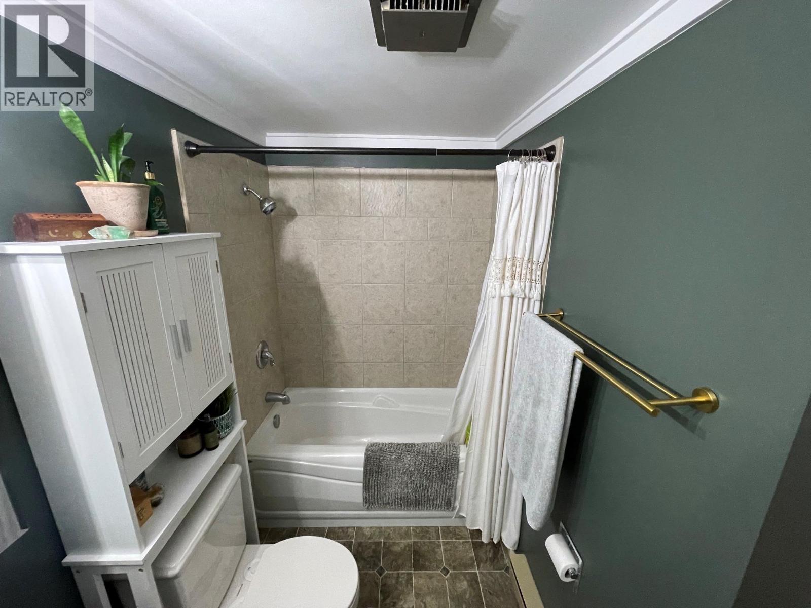 2126 68TH Avenue Unit# 305, Grand Forks