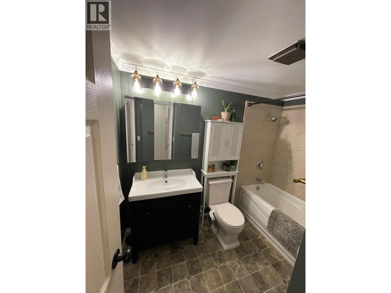 2126 68TH Avenue Unit# 305, Grand Forks