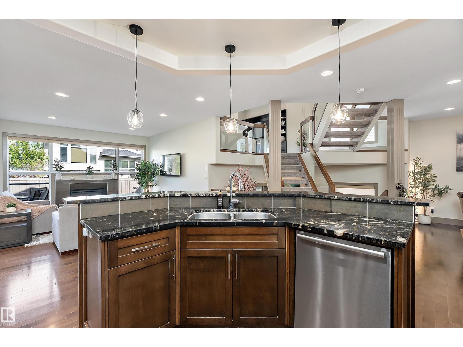 6411 MANN CO NW - 12