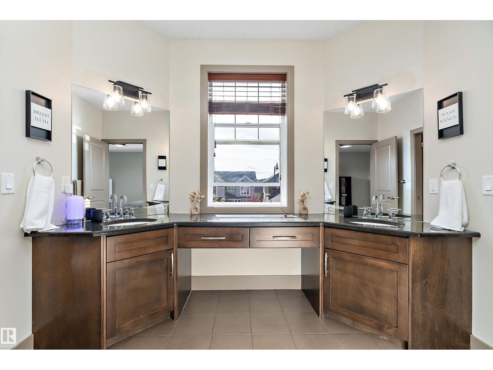6411 MANN CO NW - 34