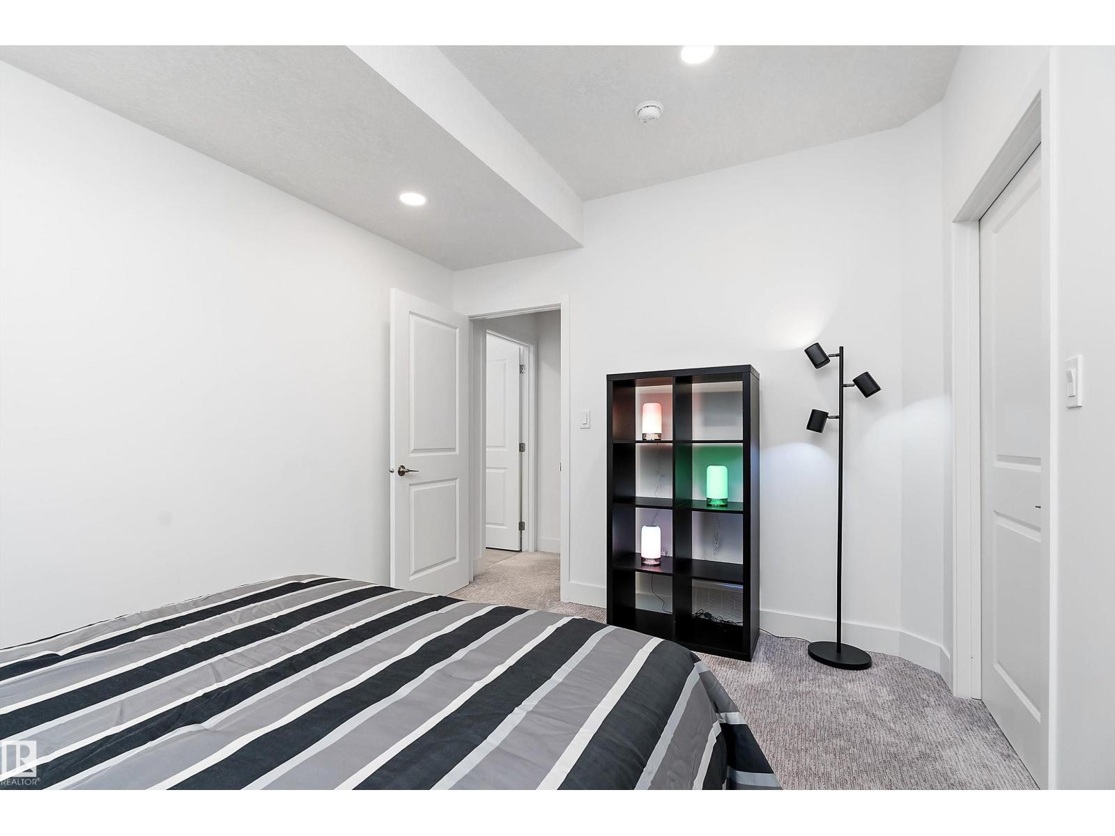 6411 MANN CO NW - 51