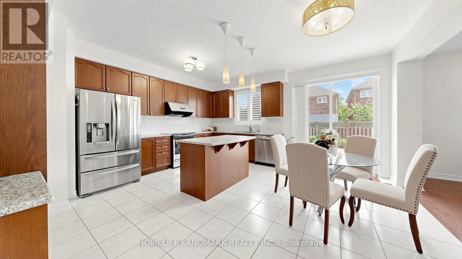 81 PRINCE OF WALES DRIVE - 12
