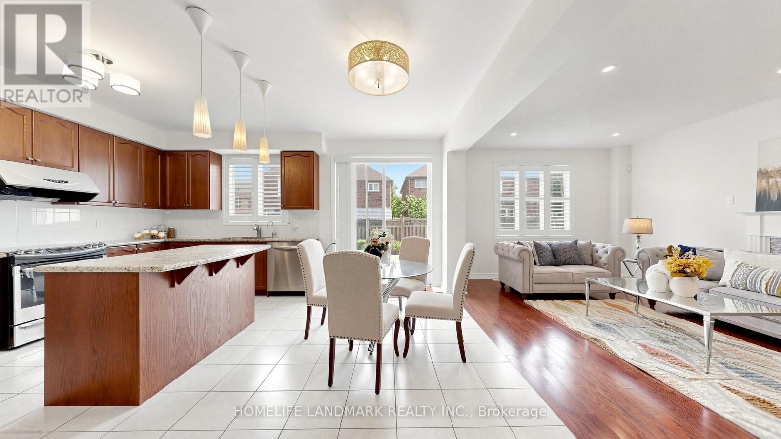 81 PRINCE OF WALES DRIVE - 13