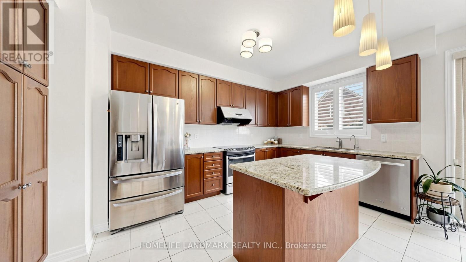 81 PRINCE OF WALES DRIVE - 16