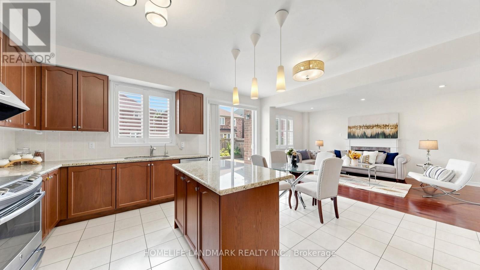 81 PRINCE OF WALES DRIVE - 18