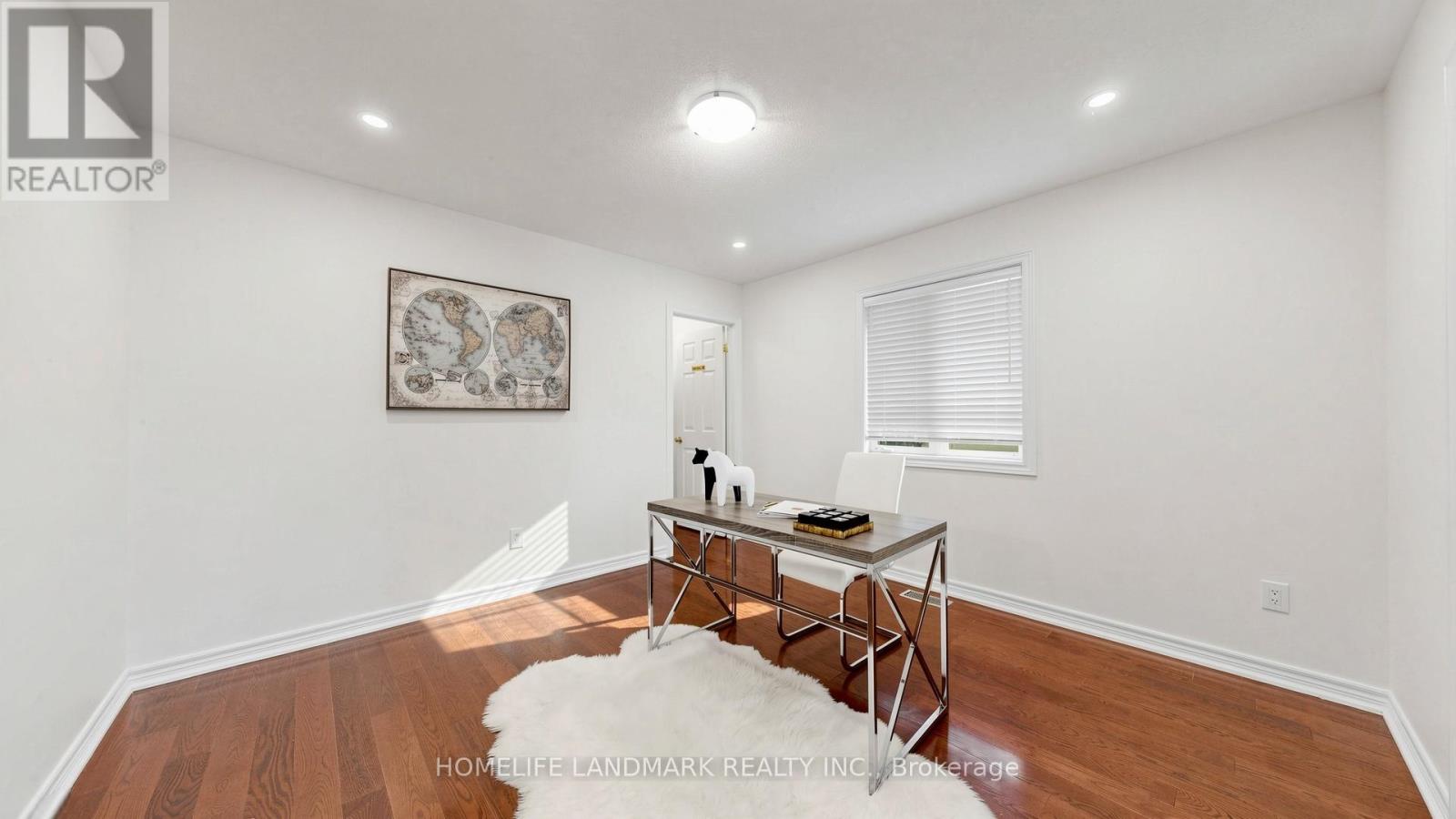 81 PRINCE OF WALES DRIVE - 35