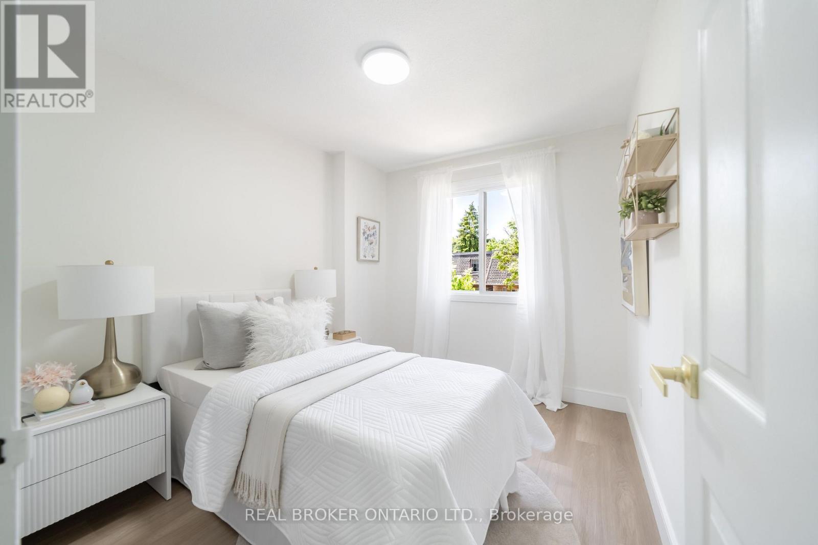 #1 684 DYNES ROAD - 21