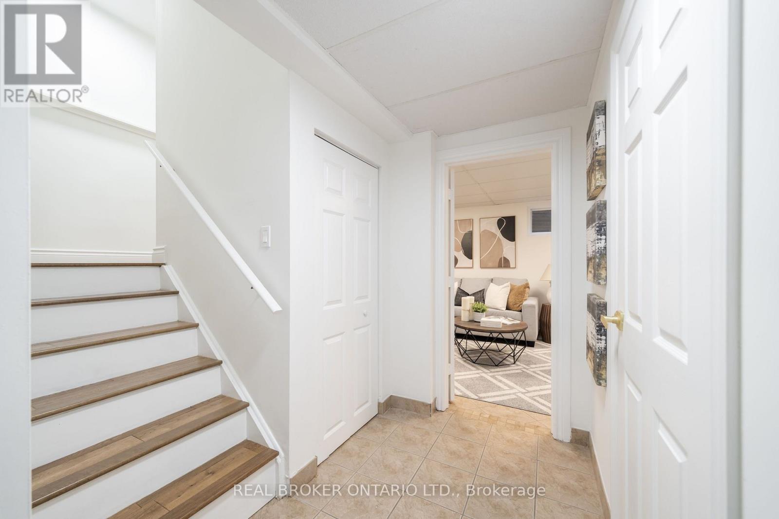#1 684 DYNES ROAD - 22