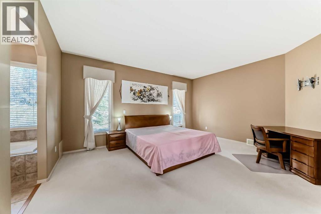 92 Hamptons Drive NW - 13