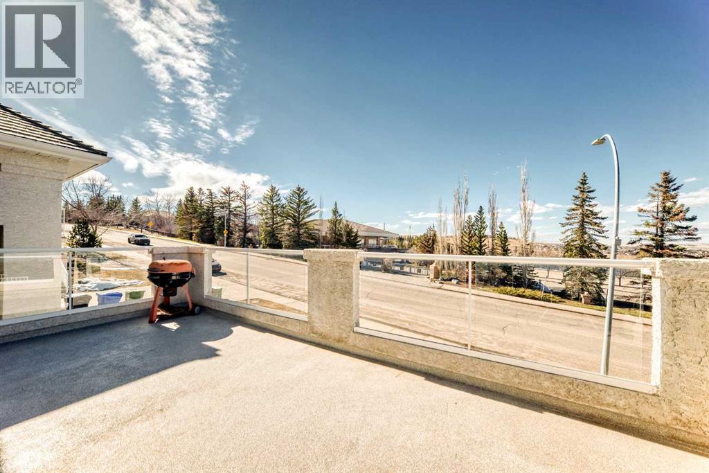 92 Hamptons Drive NW - 9