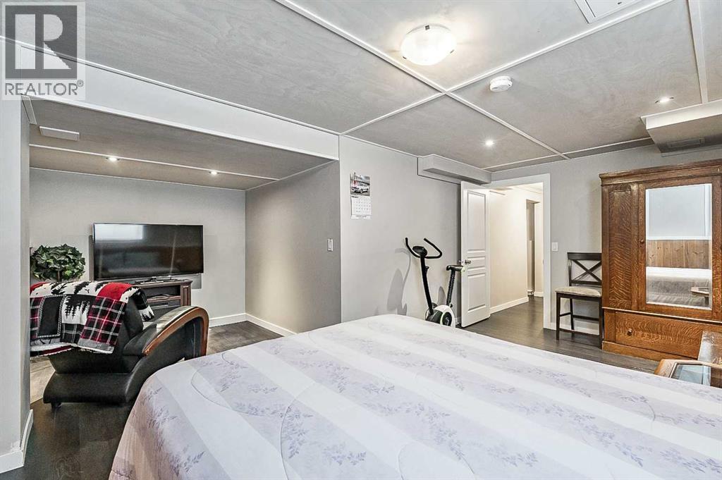 36 Millside Way SW - 31