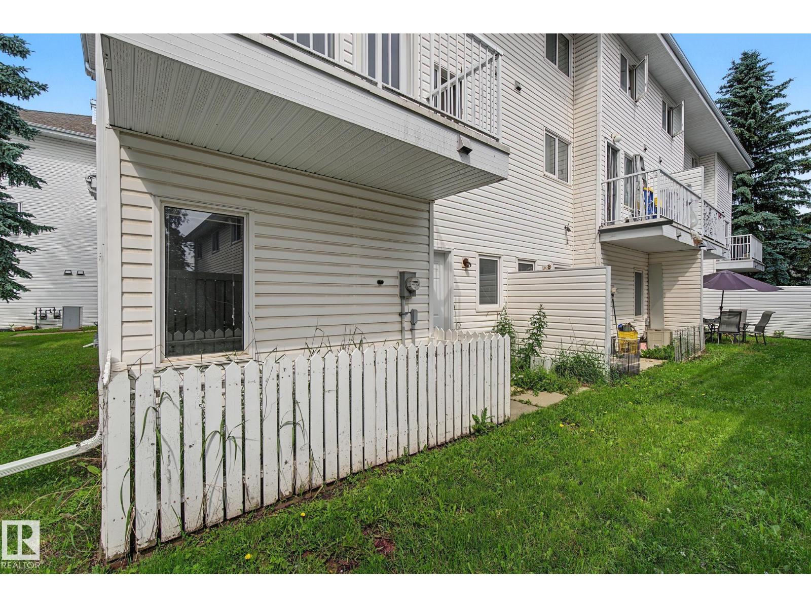 4259 29 AV NW — photo 43