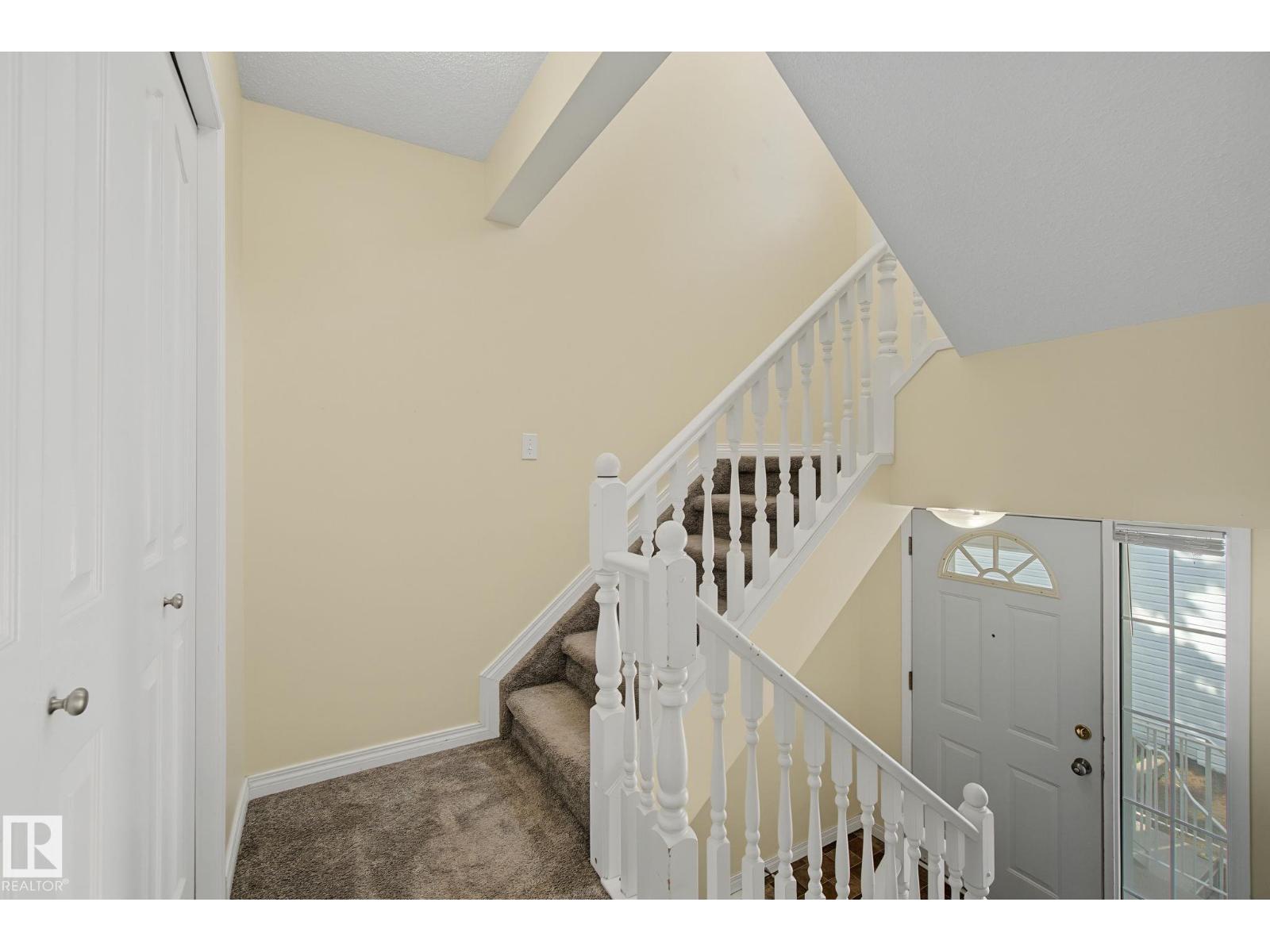 4259 29 AV NW — photo 6