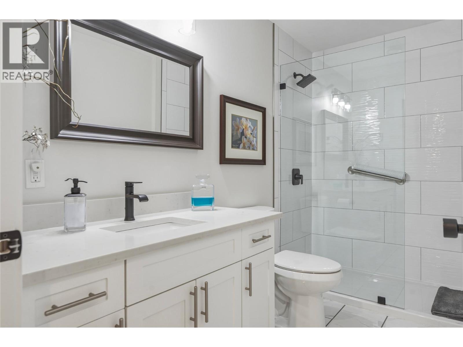 2484 Forest Drive, Blind Bay
