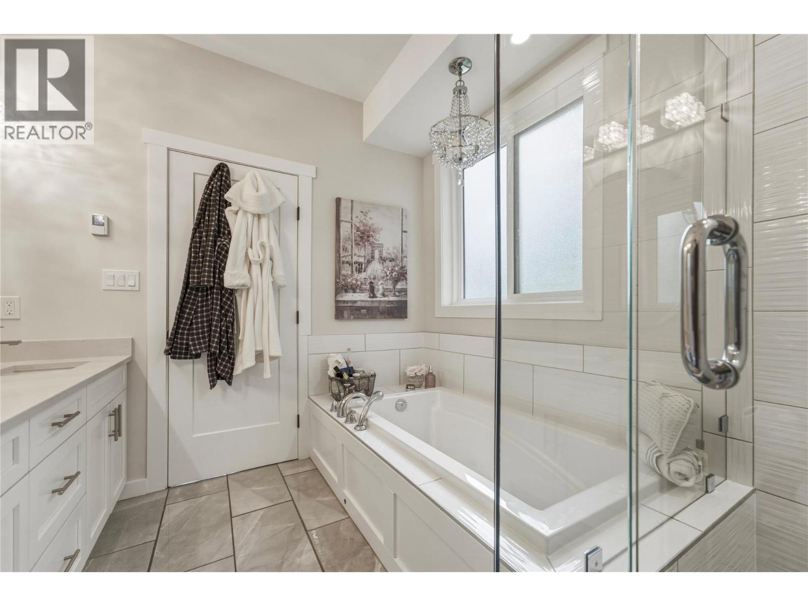2484 Forest Drive, Blind Bay