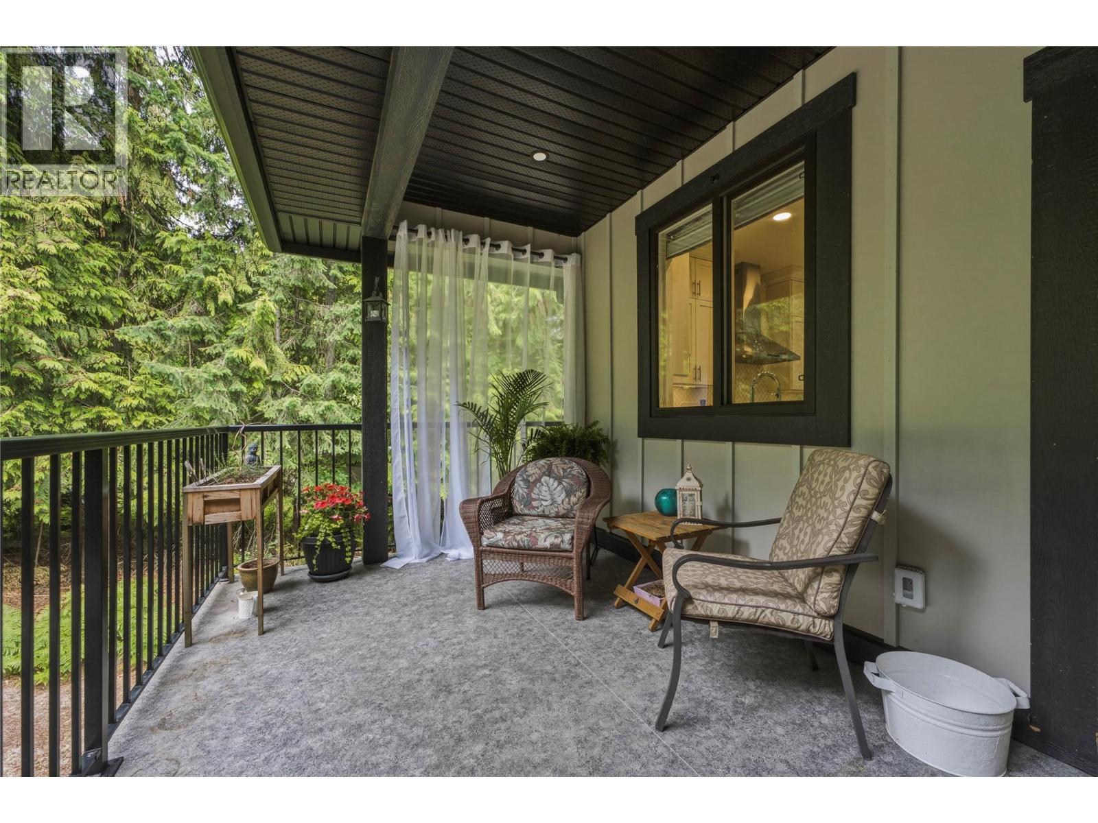 2484 Forest Drive, Blind Bay