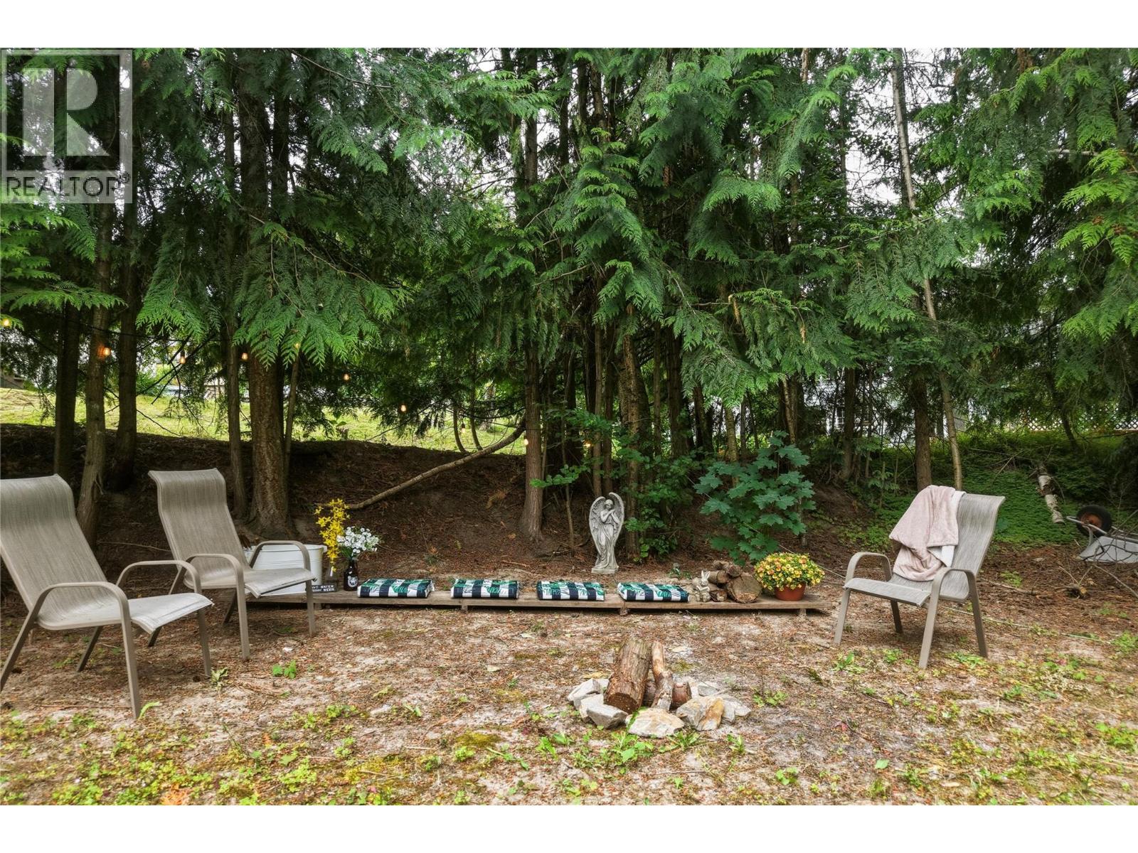2484 Forest Drive, Blind Bay