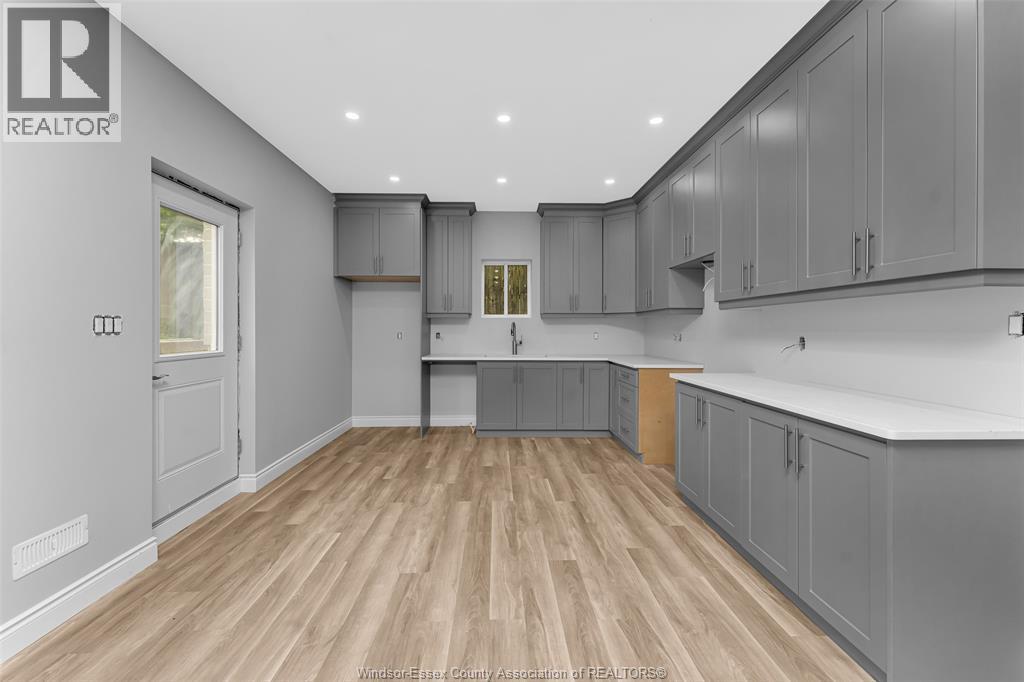 1525 MICHIGAN AVENUE - 23