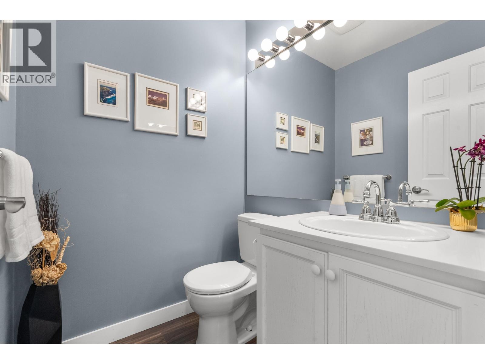 #2-6320 48A Avenue, Delta