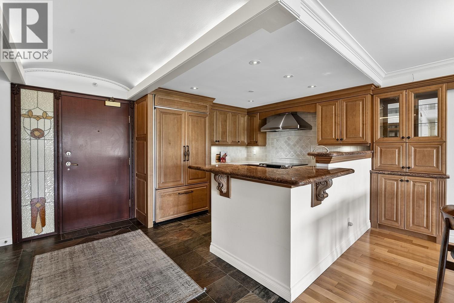 2 Bed, 2 Bath Apartment for Sale in Vancouver – 306 1383 MARINASIDE CRESCENT, Vancouver – MLS# R3142282 - Image 10
