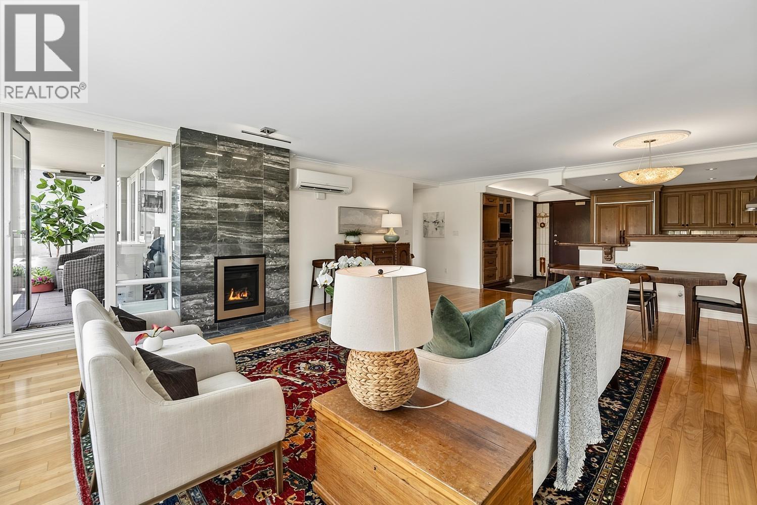 2 Bed, 2 Bath Apartment for Sale in Vancouver – 306 1383 MARINASIDE CRESCENT, Vancouver – MLS# R3142282 - Image 7