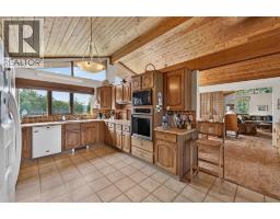 Foyer - 3422 208 Road, Dawson Creek, BC V1G4H3 Photo 9