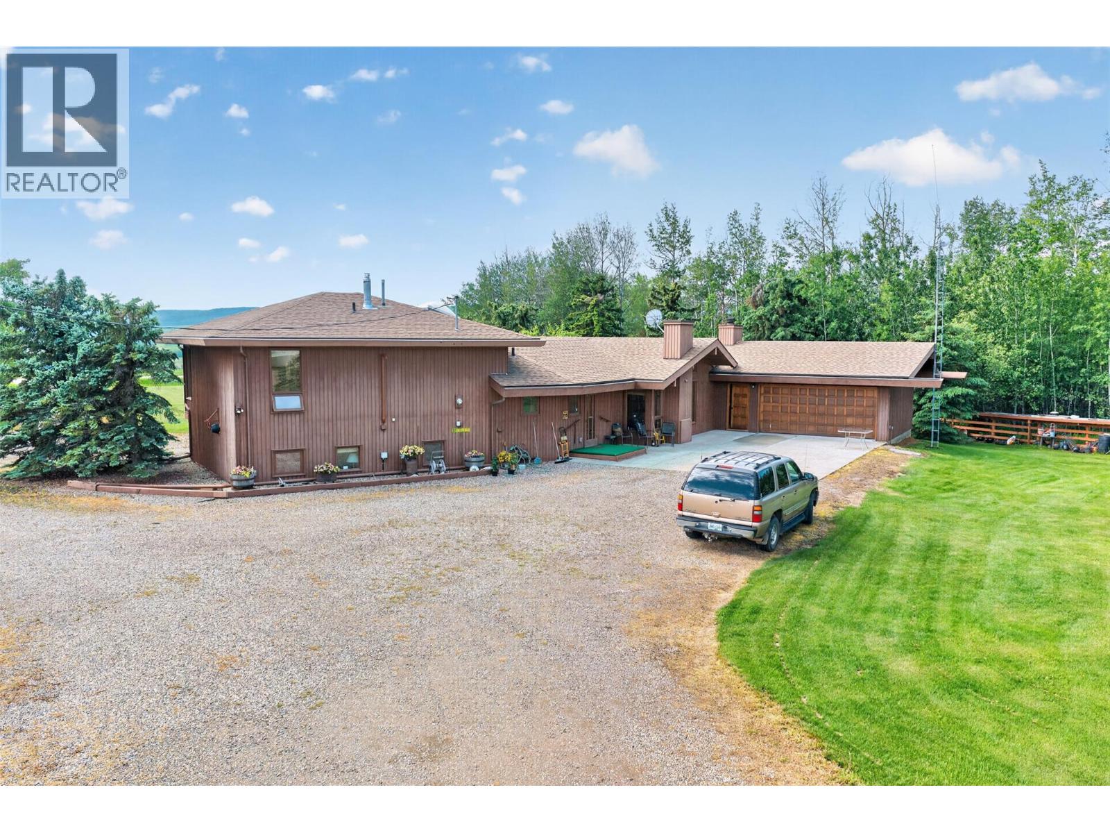 3422 208 Road - 3
