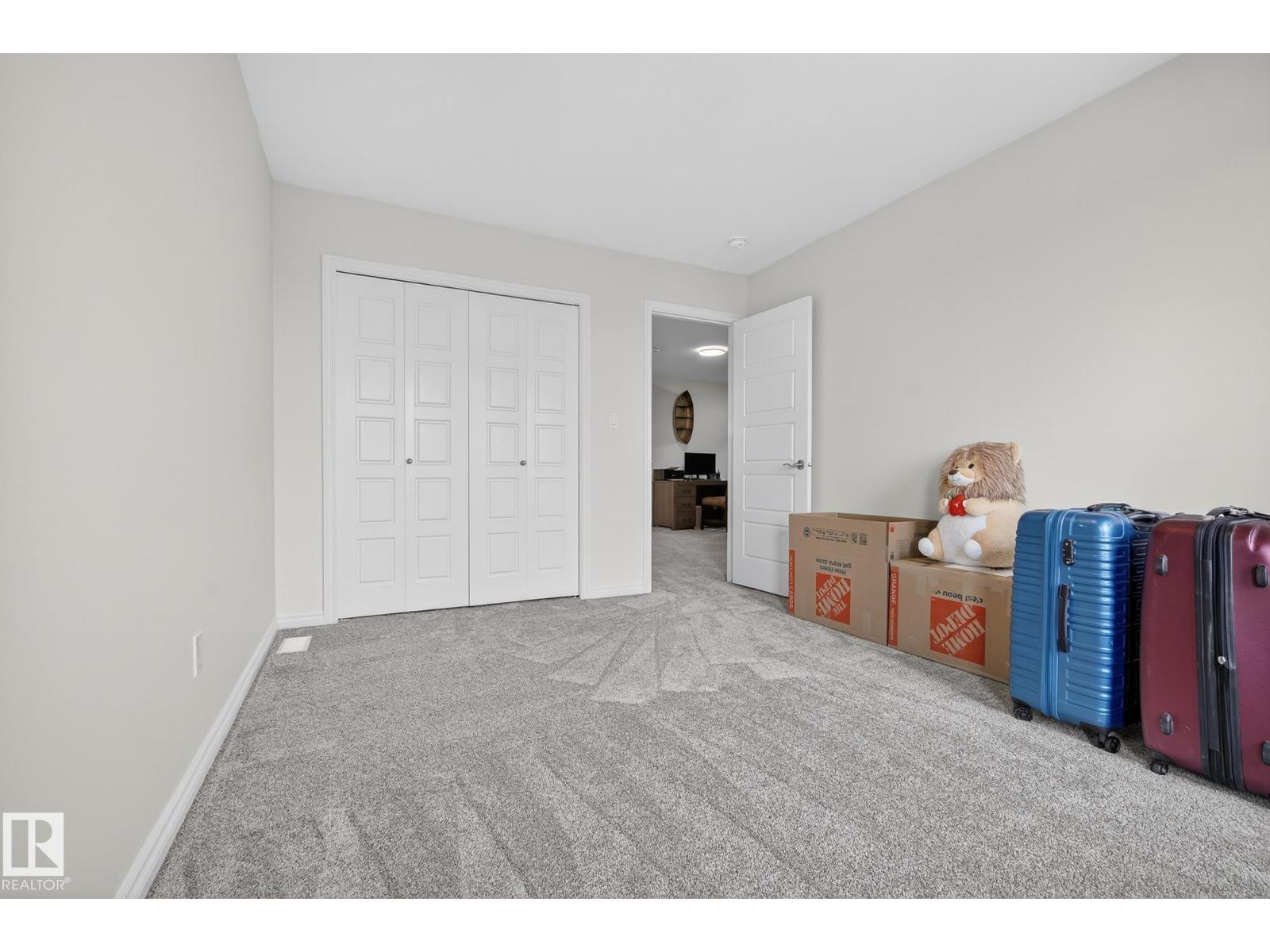 20023 26 AV NW - 33