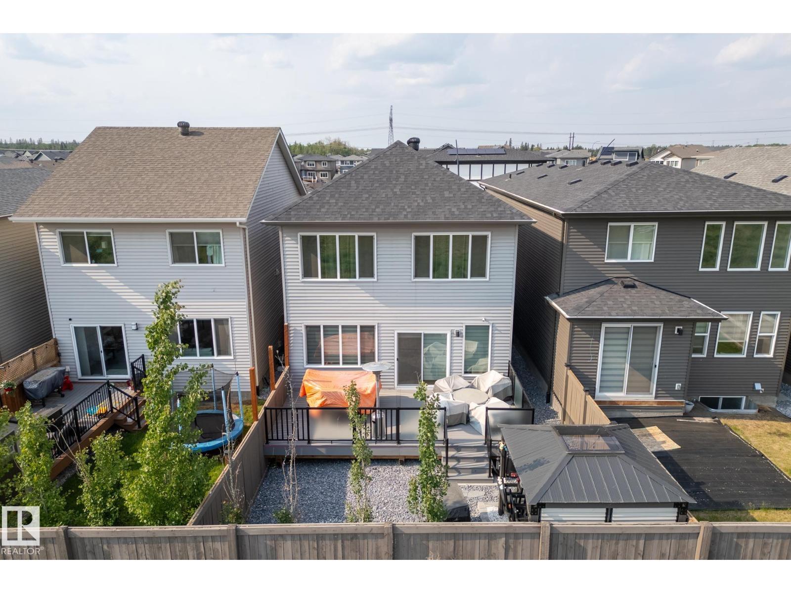 20023 26 AV NW - 43