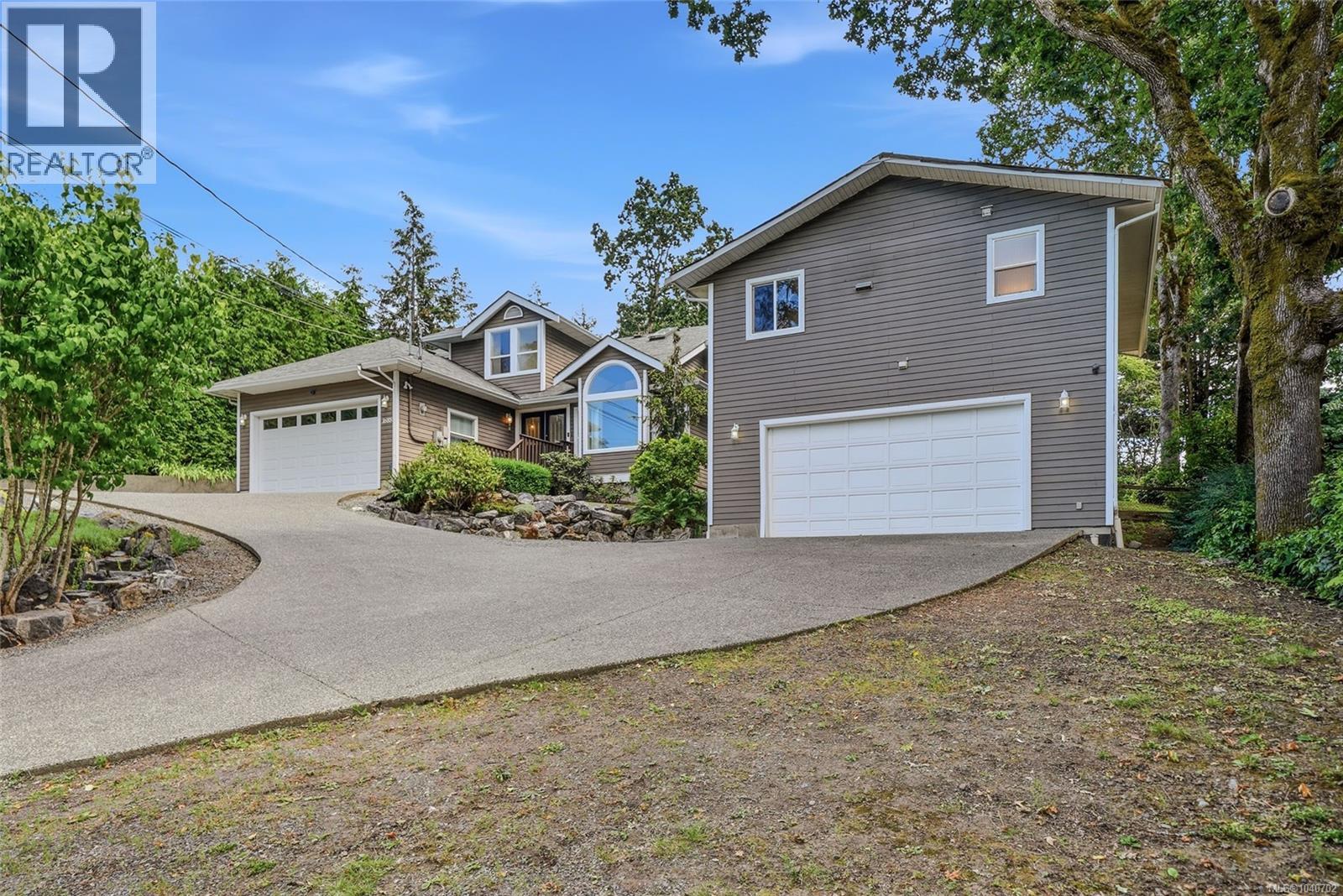 1688 Maple Bay Rd - 69