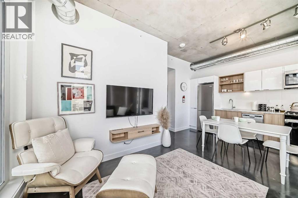 #302 1319 14 Avenue SW - 19