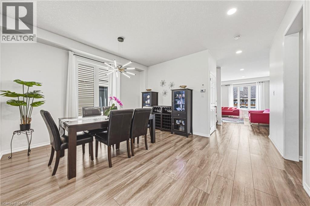 8776 DOGWOOD Crescent - 10