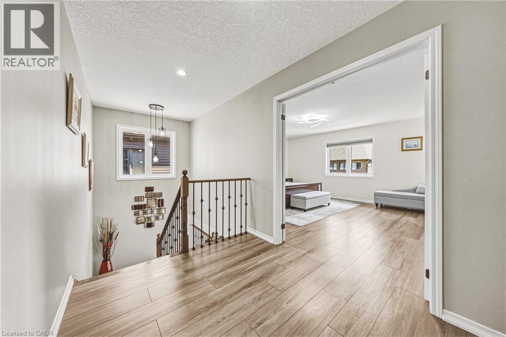 8776 DOGWOOD Crescent - 20