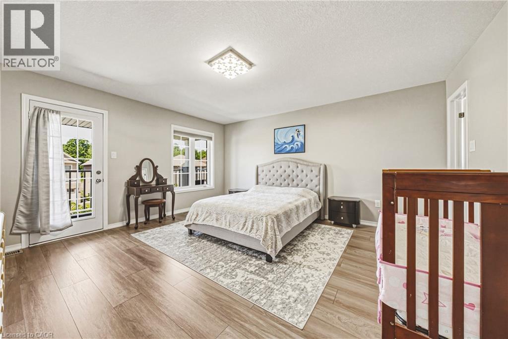 8776 DOGWOOD Crescent - 34