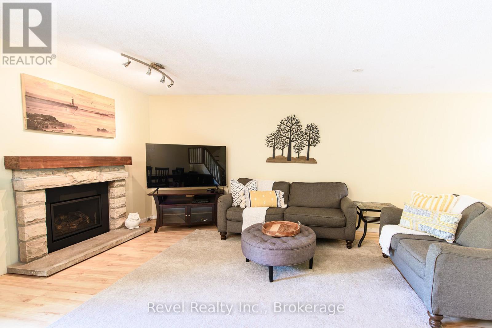 440 OXBOW CRESCENT W - Image 5