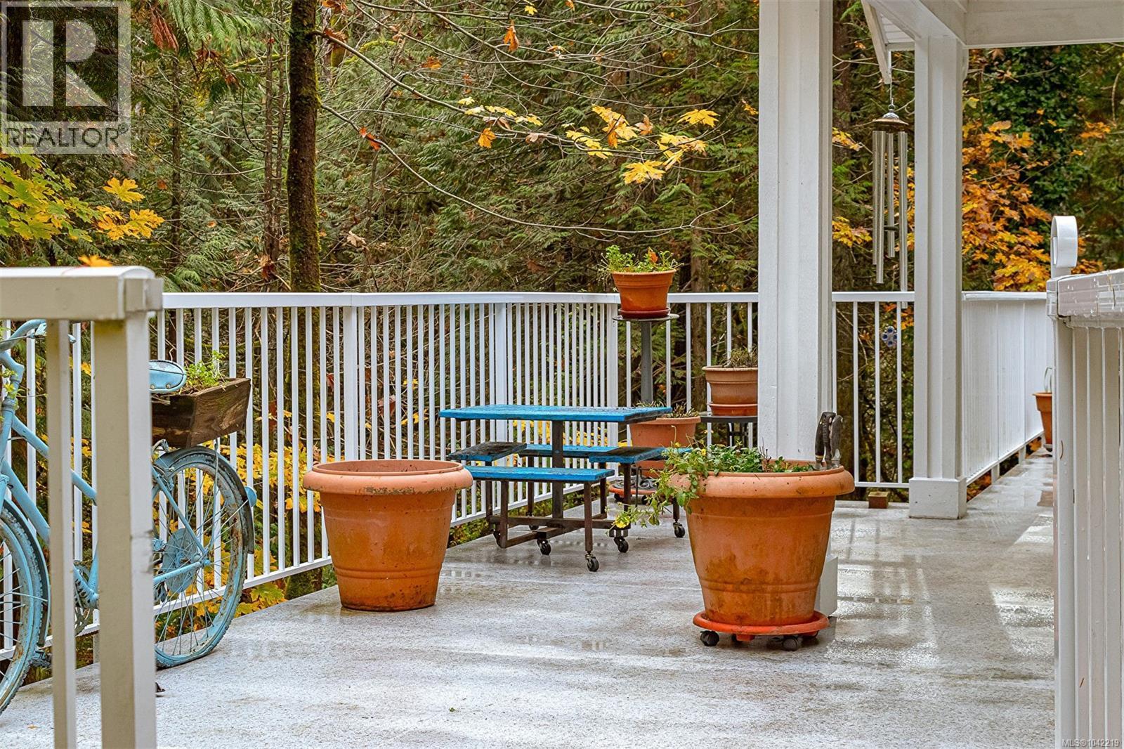 350 Dogwood Dr - 14